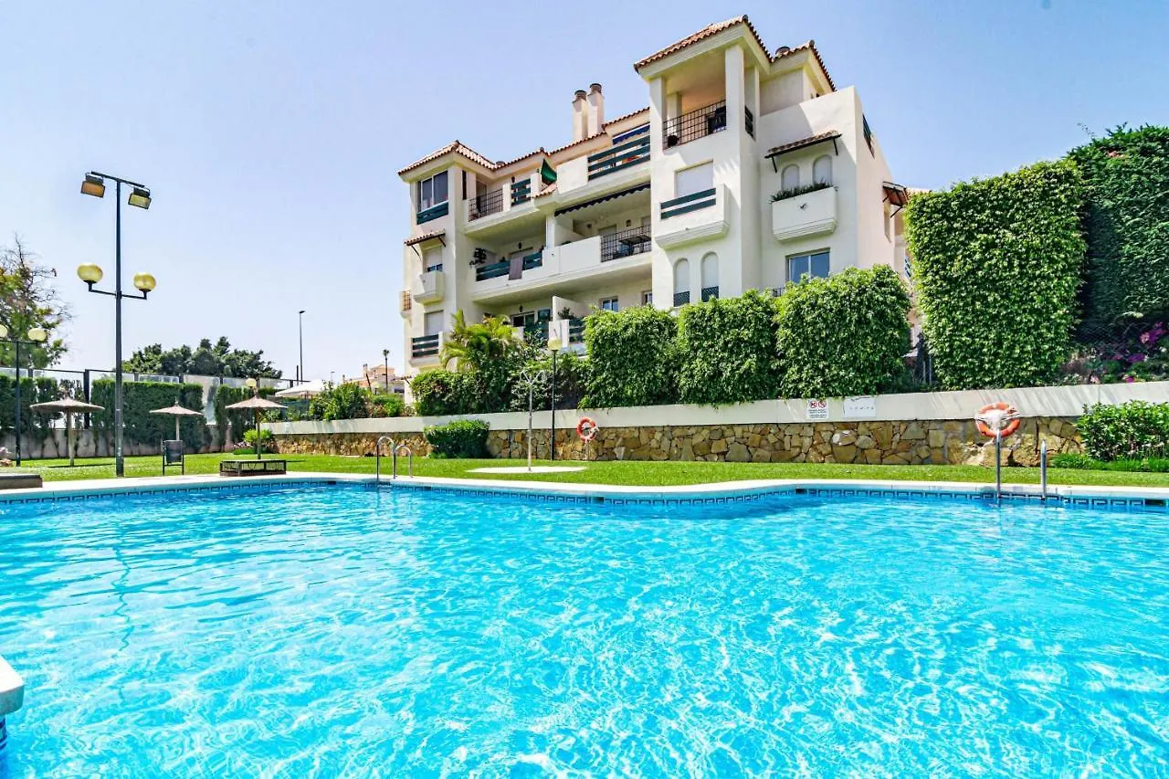 Lcr1- Lovely Ground Floor Apartment, Puerto Banus Marbella